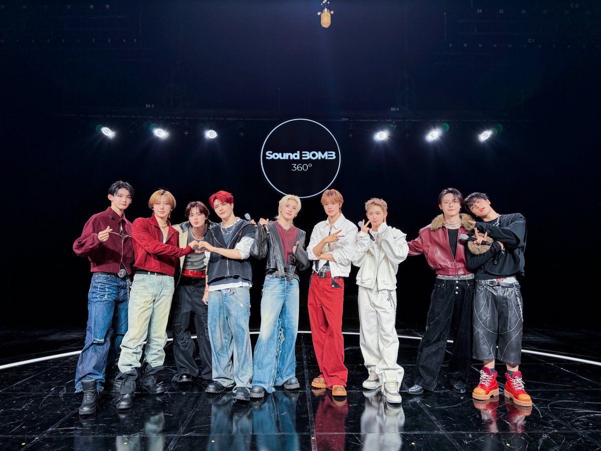 andTEAMofficial's tweet photo. [#오늘의andTEAM] 261007
Sound BOMB 360˚

#今日のandTEAM
#andTEAM #앤팀
#GoodBoy https://t.co/Js7FGiiWxu