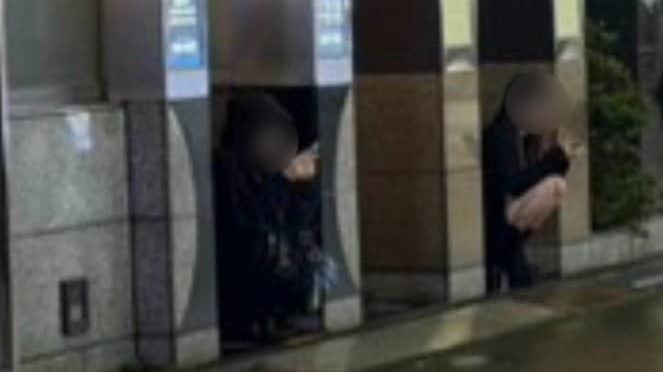 shuon_news's tweet photo. 〈29歳女性記者がレポート〉“立ちんぼ”取り締まりのその後…「捕まるの？ それは知らなかった」歌舞伎町ホテル街で男たちを直撃、“買う側”規制への本音