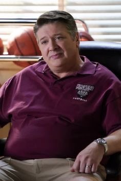 Juliets_thewrld's tweet photo. He looks like a fat version of jensen https://t.co/P0jJfMptVi