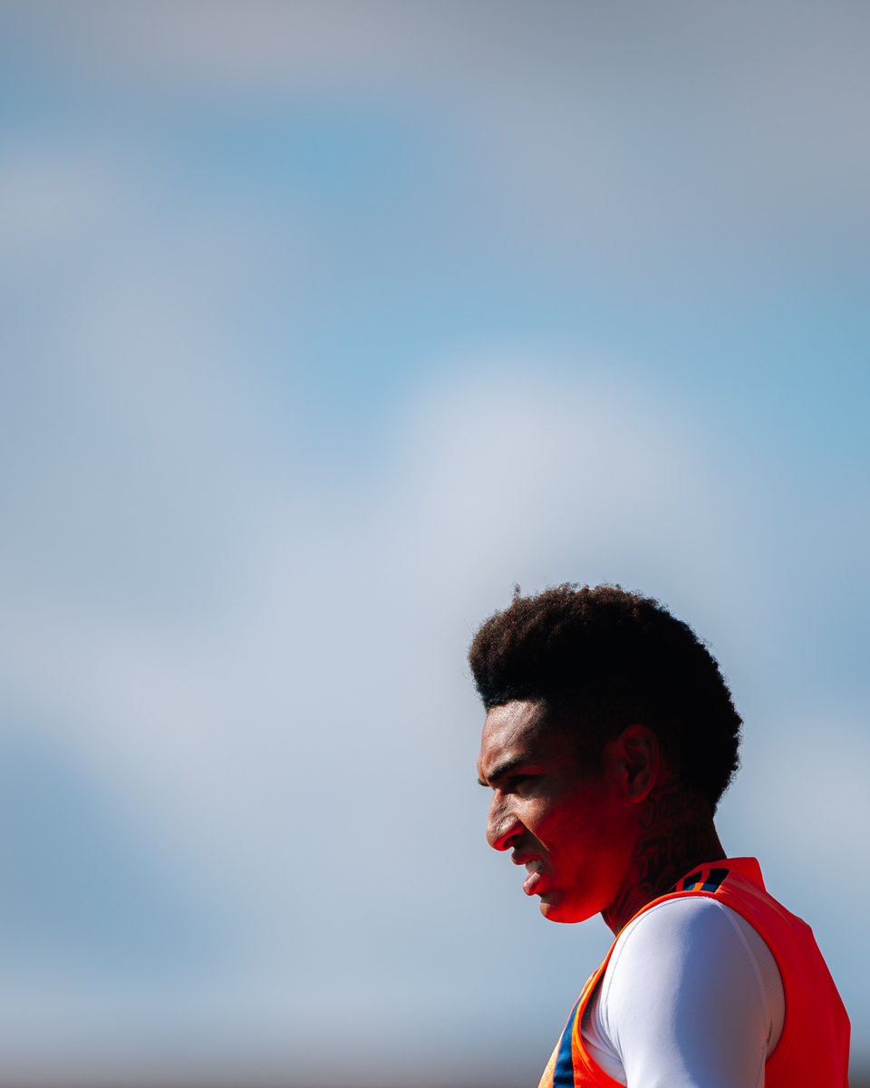 NFFC's tweet photo. "He walks on the Trent." 🎵 https://t.co/9KbvlFJvHt