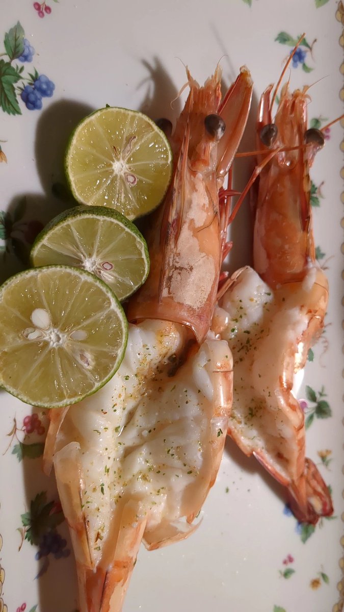 mieneesan's tweet photo. 酒蒸しも出しますけん😎🦐🤟!!
#hellbbq https://t.co/R0hdqsEJqN