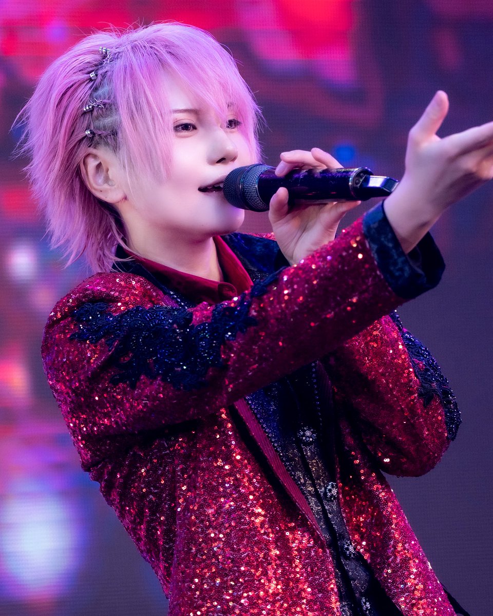 hanaka_AVAM's tweet photo. 突然ですが、君の𝐍𝐨. 𝟏にしてください🥀✨️ https://t.co/g8l0I7LP0M