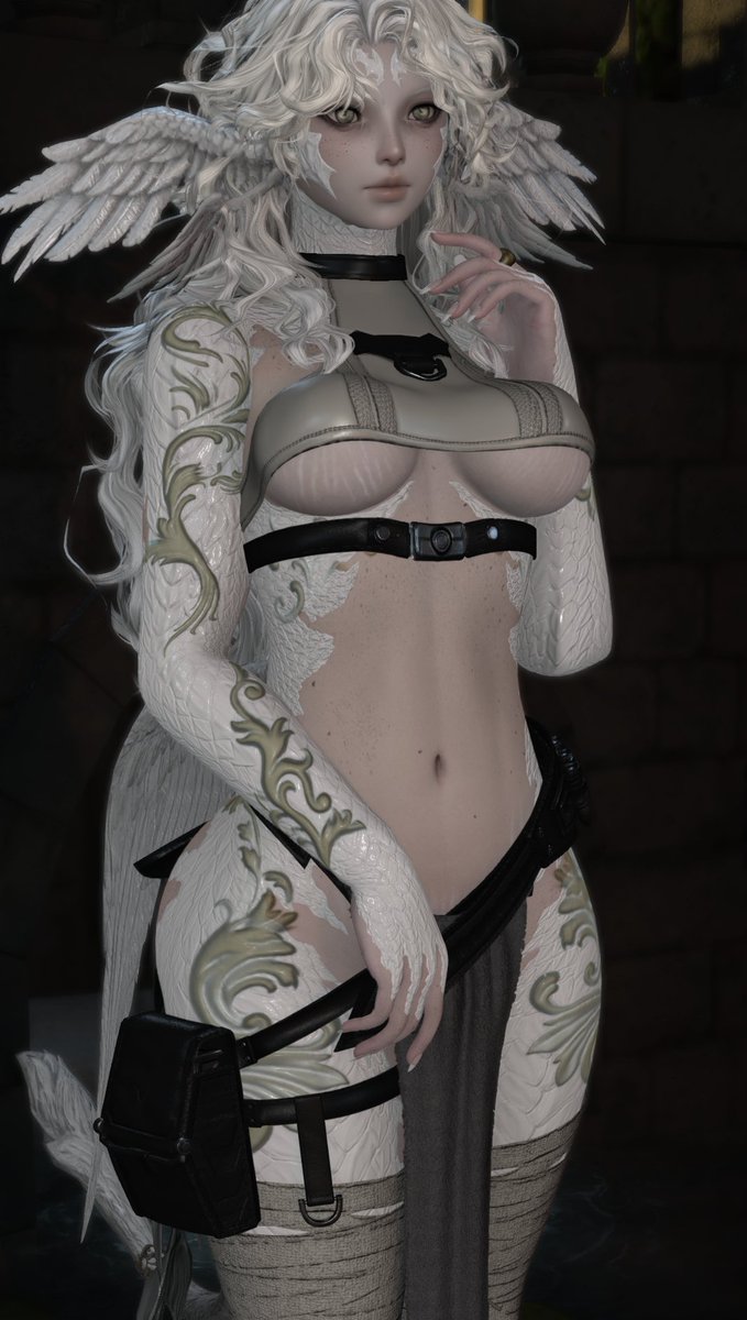 SleepyMoff's tweet photo. I mean...her as a damn sineater. Transformation interrupted... https://t.co/fCEfFekqpN