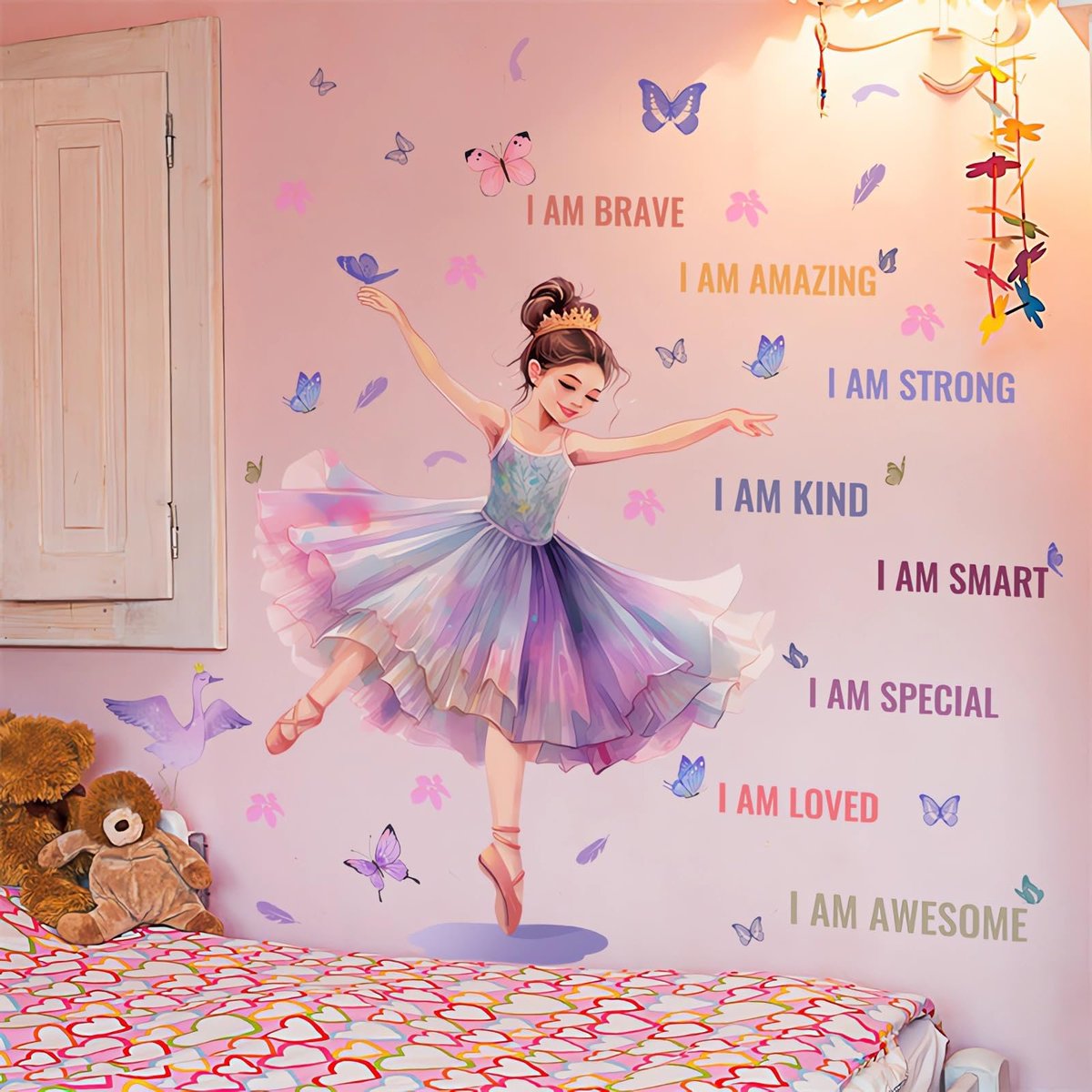 SnowWhite890's tweet photo. Well hello princes and princesses. You are all amazing never forget that. Say it to yourself because it's true!! Have a wonderful day #Kindness #JoyTrain #Iamamazing #DisneyPrincess https://t.co/R8p3JMTP68