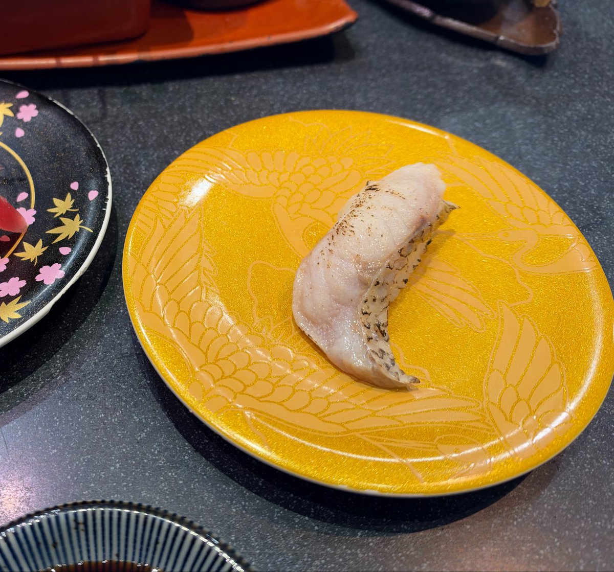pc0924's tweet photo. 炙りのどぐろ880円、美味い https://t.co/HiqmdjyWPi