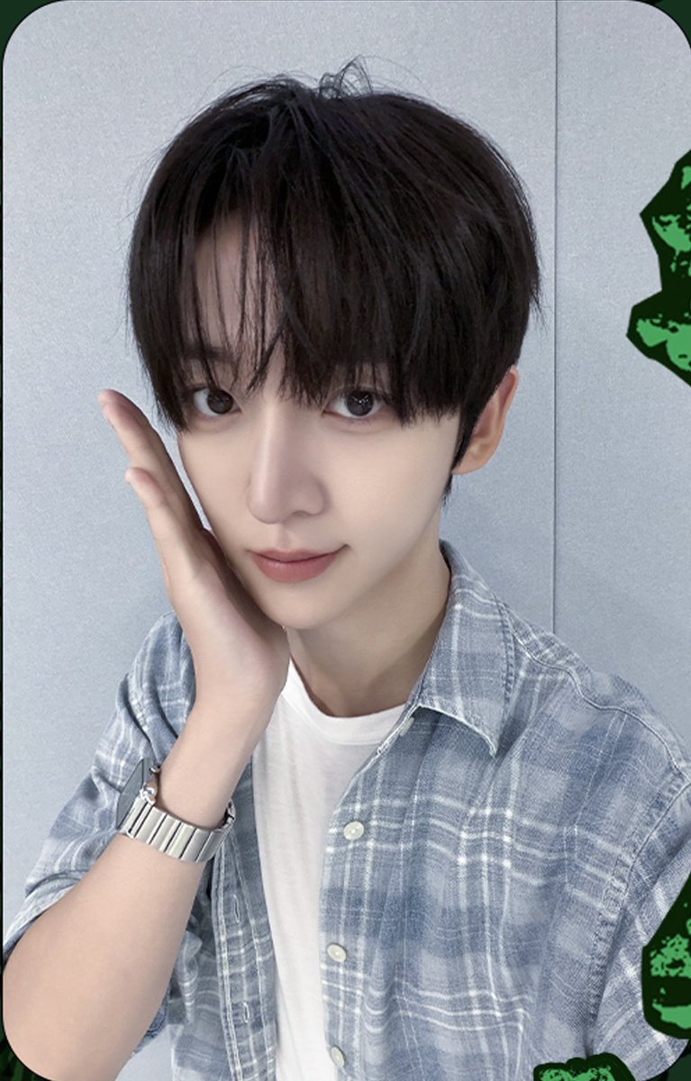 hyeonine0313's tweet photo. 포토그레이 #동현 https://t.co/XMwXOopzlr