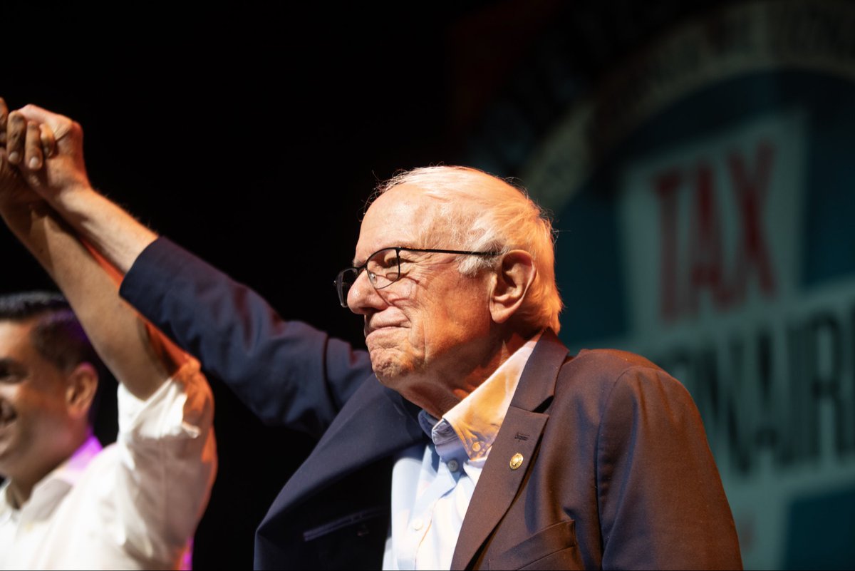 BernieSanders's tweet photo. Thank you Los Angeles for a packed house tonight for Proposition 40, the California wealth tax.

The American people are sick and tired of massive income and wealth inequality.

Billionaires need to start paying their fair share. https://t.co/2dwBvXDetu