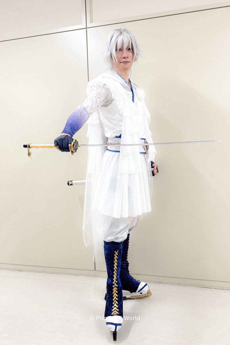princeiceworld's tweet photo. 『刀剣乱舞 - ICE BLADE -』
ありがとうございました！

2枚のみですがメンバーの写真を
皆さまへお届けします🗡️

PIWチームメンバーが気になった方はぜひ、2027年1月のプリンスアイスワールド沖縄公演、2月のプリンスアイスワールド東京公演へお越しください⛸✨
お待ちしております！

#小林宏一
#𠮷野晃平
#久保涼音
#刀剣乱舞
#刀ブレ
#PIW

（写真は主催さまにOKいただいたものです）