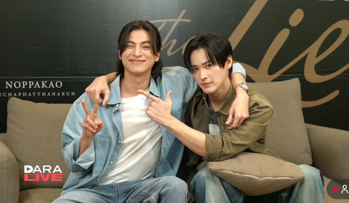 Gulfkanawutofc's tweet photo. พี่น้องคู่นี้ (แต่ต่างสายเลือดในเรื่อง)​ ใครแสบกว่ากัน?? 🤭🤭

GULF NEW DRAMA
#วันนี้มีตะวันลวง
#ตะวันลวง
#GulfKanawut https://t.co/aJMn0lqwp7