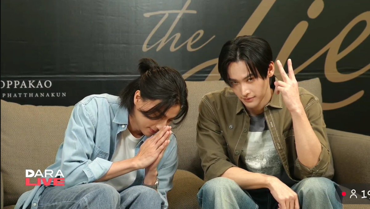 Gulfkanawutofc's tweet photo. พี่น้องคู่นี้ (แต่ต่างสายเลือดในเรื่อง)​ ใครแสบกว่ากัน?? 🤭🤭

GULF NEW DRAMA
#วันนี้มีตะวันลวง
#ตะวันลวง
#GulfKanawut https://t.co/aJMn0lqwp7