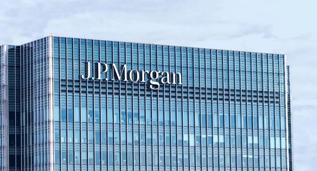 IndianTechGuide's tweet photo. 🚨 JP Morgan to set up Asia's largest global capability center in Powai, Mumbai. https://t.co/CvYOQHBoM8
