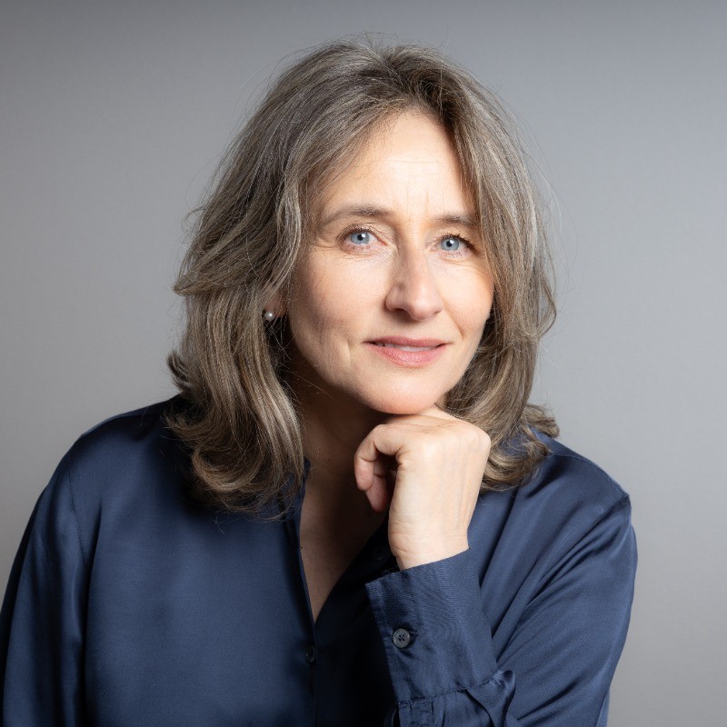 aboutinsidercom's tweet photo. ReHubs Names Béatrice Moureaux as New CEO as Europe Looks to Scale Textile Recycling. Read the full article on #AboutInsider website (link in bio) #ReHubs #CEO https://t.co/Ur8t0Ah2w7