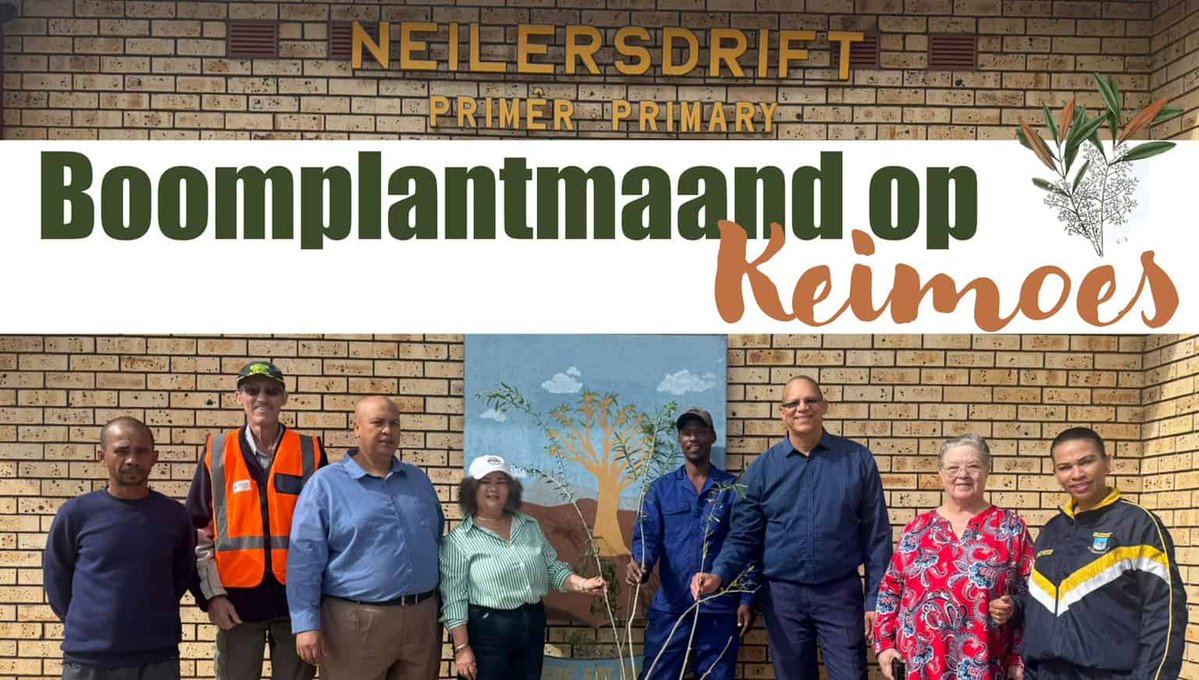 afriforum's tweet photo. Boomplantmaand: @AfriForum se Keimoes-tak plant 144 bome en plante vir ’n groener Kalahari https://t.co/XduGN5AGBp https://t.co/lqzevrLE6o