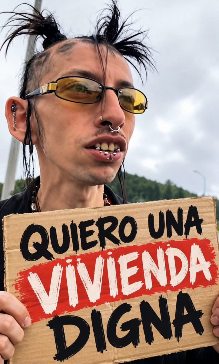 RonCicer's tweet photo. ¿Para qué voy a pagar   por vivir en una casa si puedo okupar la del vecino y el Gobierno me protege para que no me desaucien?

¿Para qué voy a trabajar si el Gobierno me da una paguita?. https://t.co/wm9lPesKBI