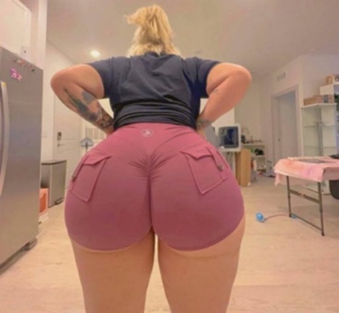brattyqween1's tweet photo. Each jiggle is a trigger🍑

Each shake pushes your mind further into its $CAMASS addiction😵‍💫

Each pump of that cock makes you weaker and more vulnerable to my infection🫦

findom catfish scam sph drain brat paypig gooner addict feet relapse humiliation blackmail exposure pumper https://t.co/A8JOQUF9lA