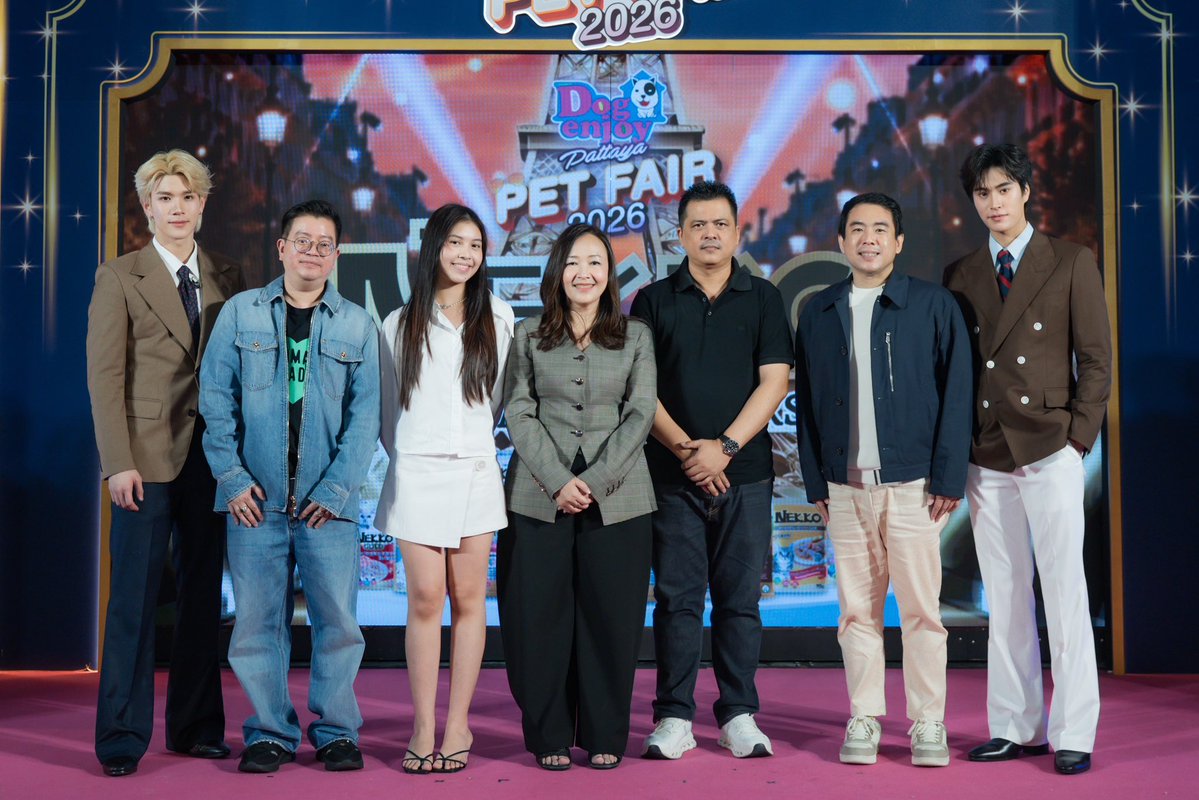 Nekko_CatFood's tweet photo. ขอบคุณแฟนคลับทุกคนที่มาร่วมเป็นส่วนหนึ่งของโมเมนต์สุดพิเศษกับ NEKKO ในงาน Dog Enjoy Pattaya Pet Fair 2026 🐱

ขอบคุณทุกคนที่มาร่วมส่งเสียงเชียร์และส่งกำลังใจให้กันอย่างอบอุ่น  และขอบคุณ Gemini Fourth & Look Khunnoo 🐭🦁ที่มาร่วมสร้างความสุขและรอยยิ้ม พร้อมเติมสีสันให้กับรันเวย์ของ NEKKO ในครั้งนี้ 🫶🏻

รันเวย์วันนั้นอาจจบลงแล้ว แต่โมเมนต์ดี ๆ และความประทับใจยังคงอยู่ในใจเราเสมอ 
ขอบคุณที่มาหากันนะ แล้วไว้มาเจอกันใหม่บนรันเวย์หน้า! ✨

#NEKKOxGFLKNinPattaya #NEKKOxGeminiFourth  #DogEnjoyPattayaPetFair2026