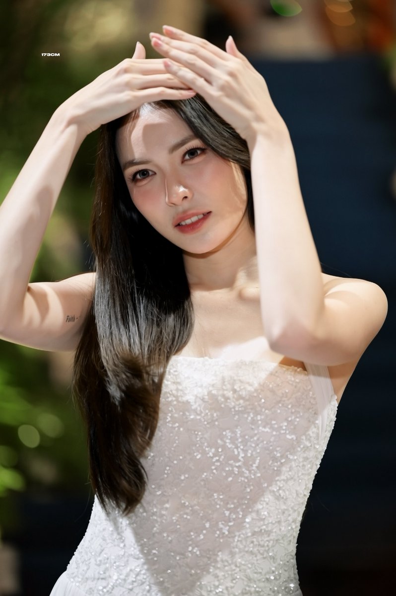 173cmmm's tweet photo. 🤍✨ @itscharlotty 

#INHARMONYPressConXCharlotte
#ชาล็อตออสติน #CharlotteAustin https://t.co/srMDeMWPEH