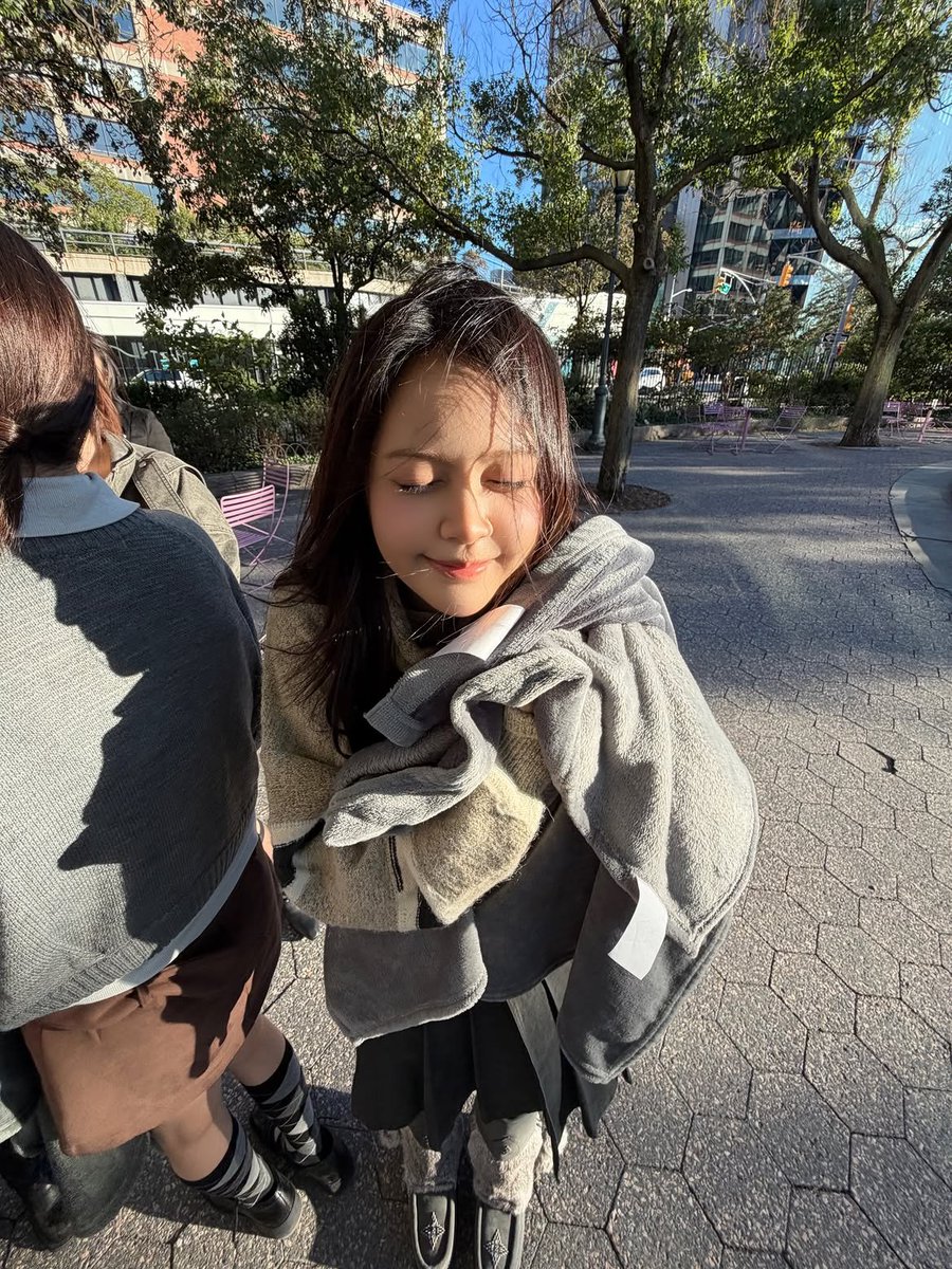 H2HCARMEN_INA's tweet photo. 061026 Hearts2Hearts Instagram update - #CARMEN

#Hearts2Hearts #카르멘
@Hearts2Hearts https://t.co/x1hNK8qKmk