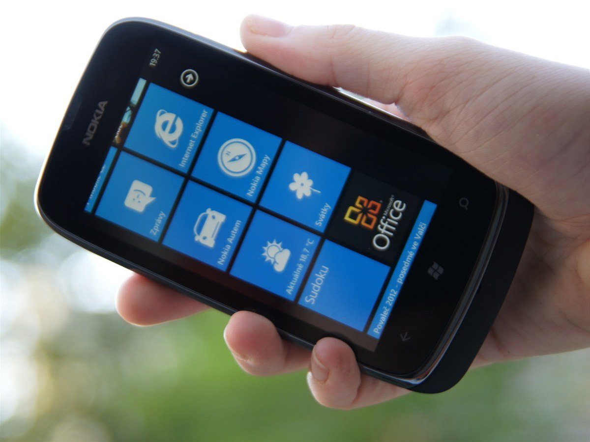 WindowsPhone21 tweet picture