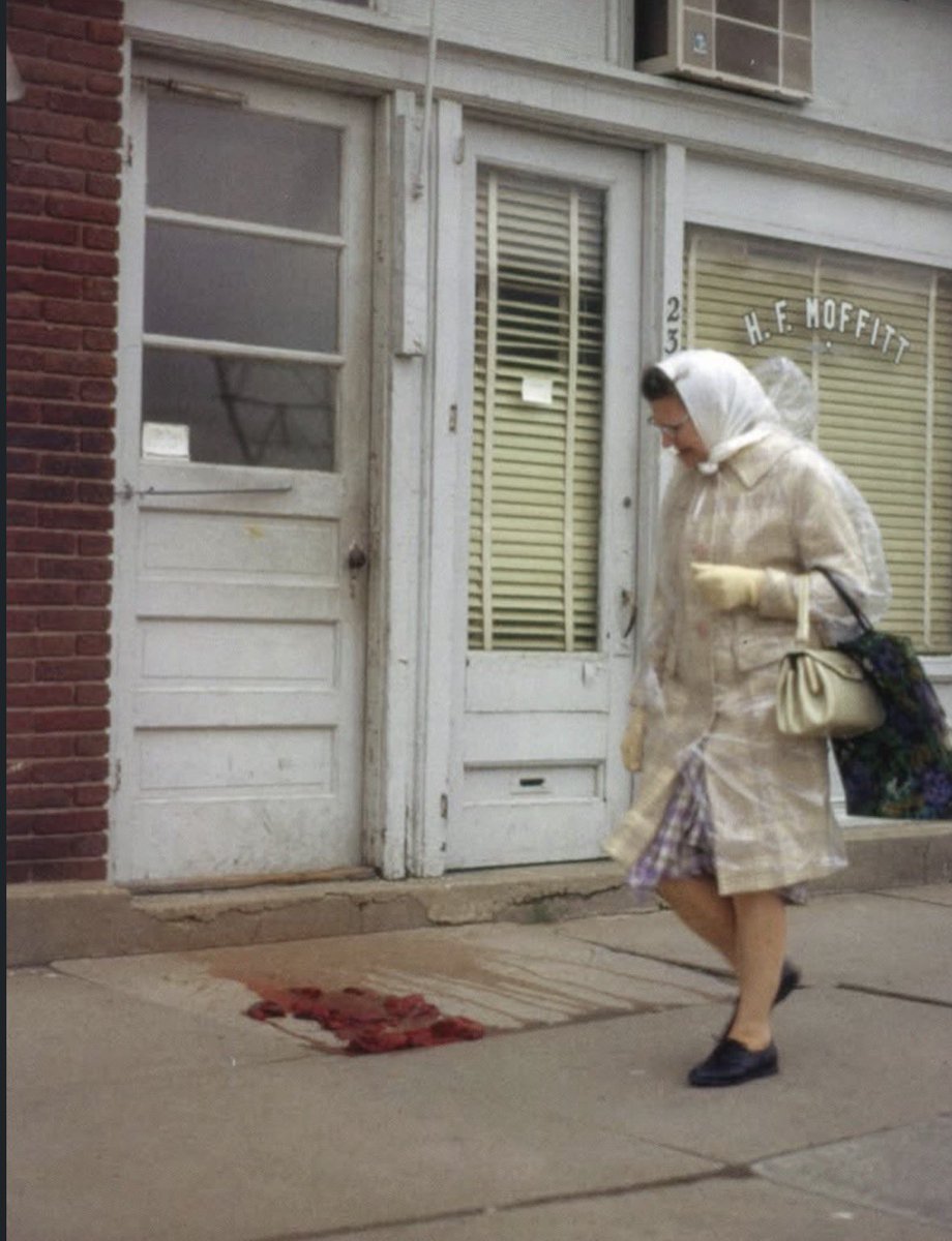 Myblackdiary93's tweet photo. Ana Mendieta "People Looking at
Blood, Moffitt, lowa" 1973 https://t.co/6hrHR6nkX9