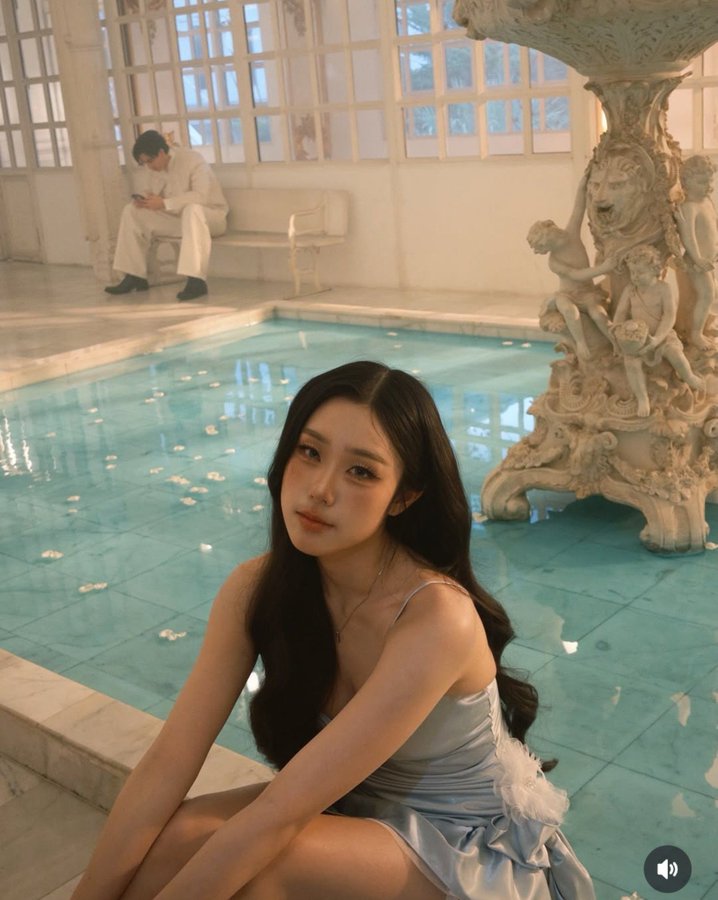 doublespink's tweet photo. น้องธี : ดิววันนี้กุมาถ่ายเอมวี กับน้องเฟลิซ เกร็งสัด มึงช่วยกุด้วยเพื่อน กุพึ่งรู้ว่าต้องเต้น แต่น้องๆน่ารักทุกคนเลย มึงตอบกุหน่อยเพื่อนอย่าทิ้งกุไว้คนเดียว

5555555555555555555555555555555555555555555555555555 https://t.co/GcnIybTRVl