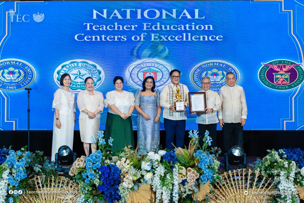 upsystem's tweet photo. The University of the Philippines was recognized by the Teacher Education Council as one of the five National Teacher Education Centers of Excellence last Sept. 30.

Read here: https://t.co/WmkKNbv1jg

Photo from the Teacher Education Council Secretariat. https://t.co/04utKDqFcm