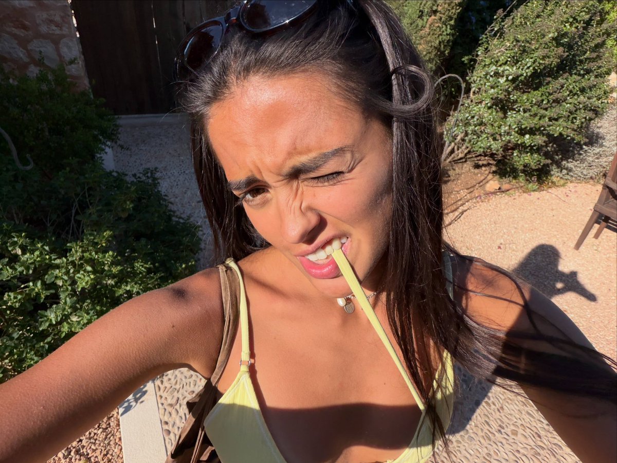 reificco's tweet photo. Me vs Mallorca’s sun! ☀️ https://t.co/z7dFVQEEWK
