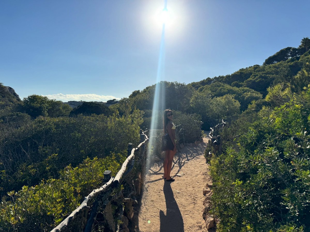 reificco's tweet photo. Me vs Mallorca’s sun! ☀️ https://t.co/z7dFVQEEWK