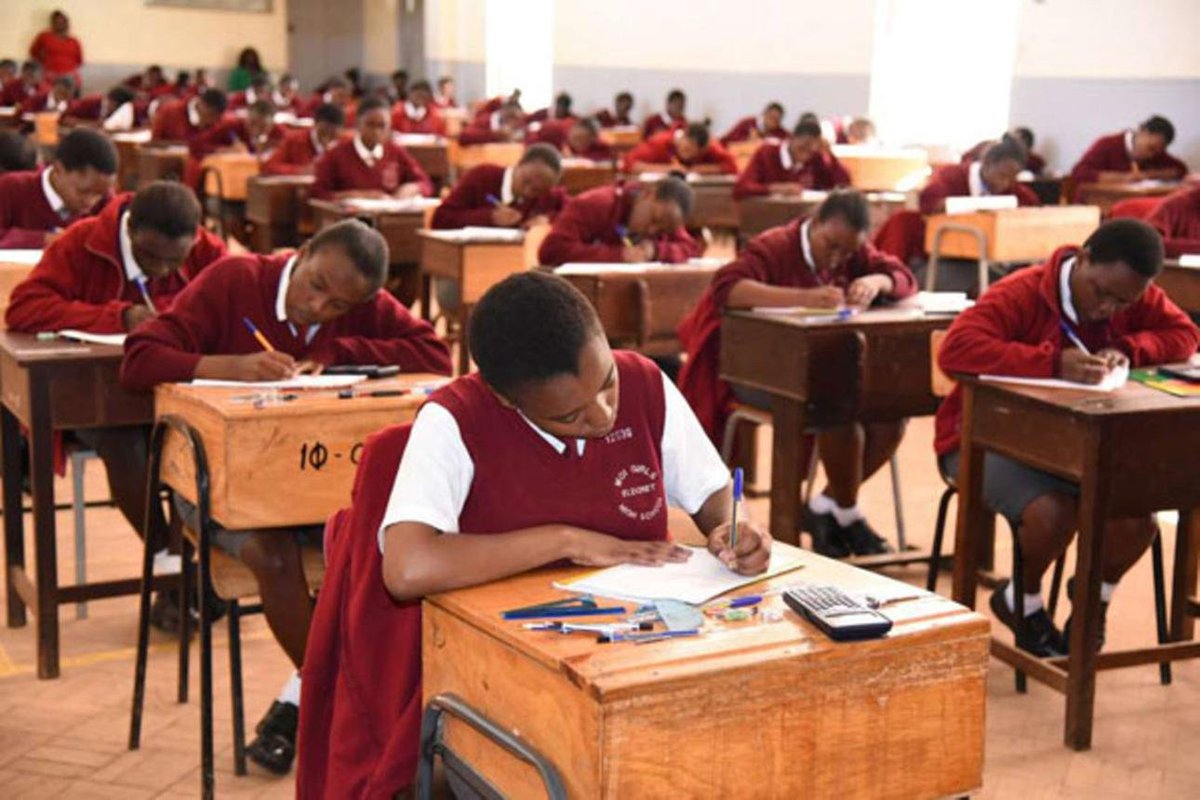 FellohTheDon's tweet photo. 🎓 KENYA PREPARES FOR EXAMS AS HEAVY RAINS LOOM
The Government says measures are being put in place to prevent the expected heavy rains from disrupting the 2026 national examinations and assessments.

#KCSE #KJSEA #KenyaEducation #Kenya https://t.co/awXqr3i4Ur