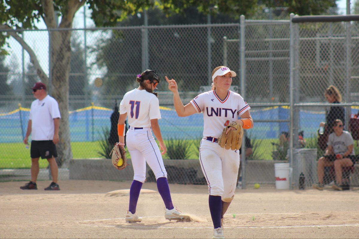 KenleyPierce_29's tweet photo. So proud of everyone for competing against great teams this weekend at the 2026 PGF Goodwill Games (invite only). We went 5-1 and battled till the end placing 3rd in the tournament. Can't wait for what's to come!! 💜🧡
@UnityNulick2028 https://t.co/cAbikofIur