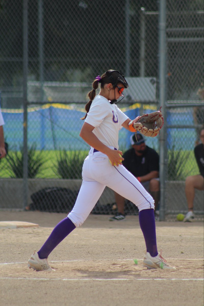KenleyPierce_29's tweet photo. So proud of everyone for competing against great teams this weekend at the 2026 PGF Goodwill Games (invite only). We went 5-1 and battled till the end placing 3rd in the tournament. Can't wait for what's to come!! 💜🧡
@UnityNulick2028 https://t.co/cAbikofIur