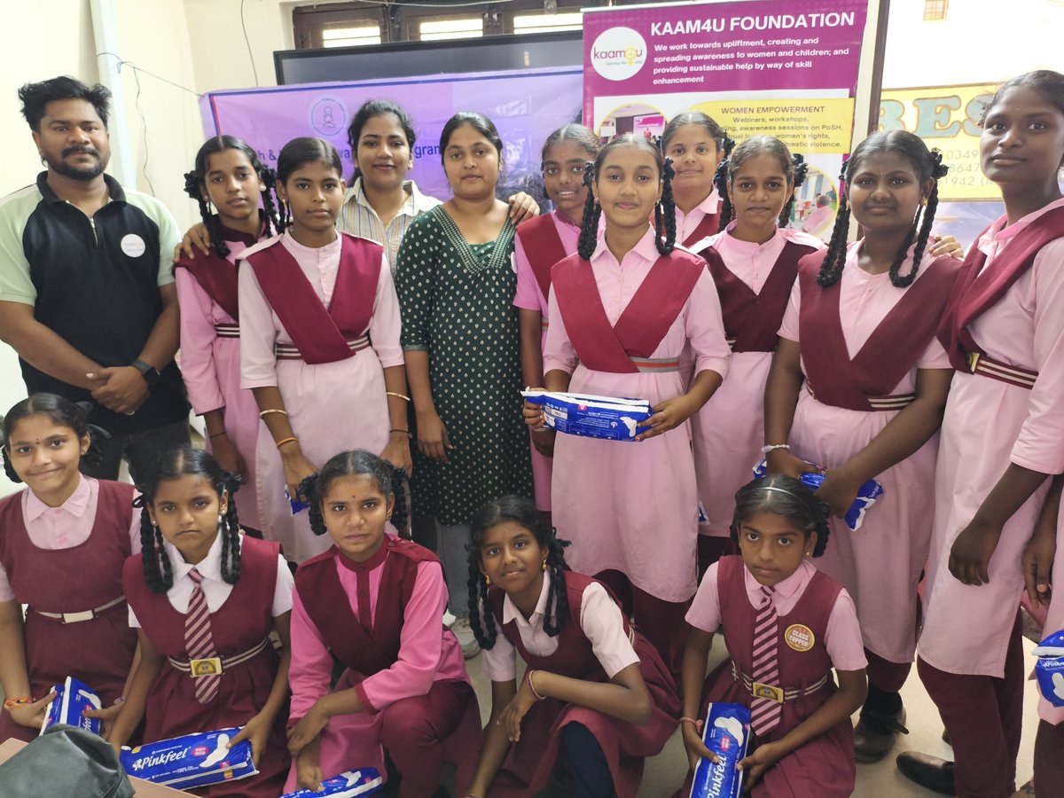 Kaam4uF's tweet photo. As part of Project Melody – Shravanti, Kaam4U Foundation held a sanitary pad donation drive at Helen Keller College for Deaf &amp; Dumb on Sept 29. ❤️

Thanks to our volunteers &amp; Pennies 4 Pads!

#Kaam4U #ProjectMelody #MenstrualHealth https://t.co/WGjAPz07UA