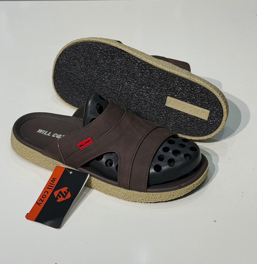 dinero_crocs's tweet photo. + will-cozy slides 🆕 

🏷️— N18,000

Location Kaduna—worldwide delivery. 
WhatsApp: 08063769764 https://t.co/0YqzX3h4lC