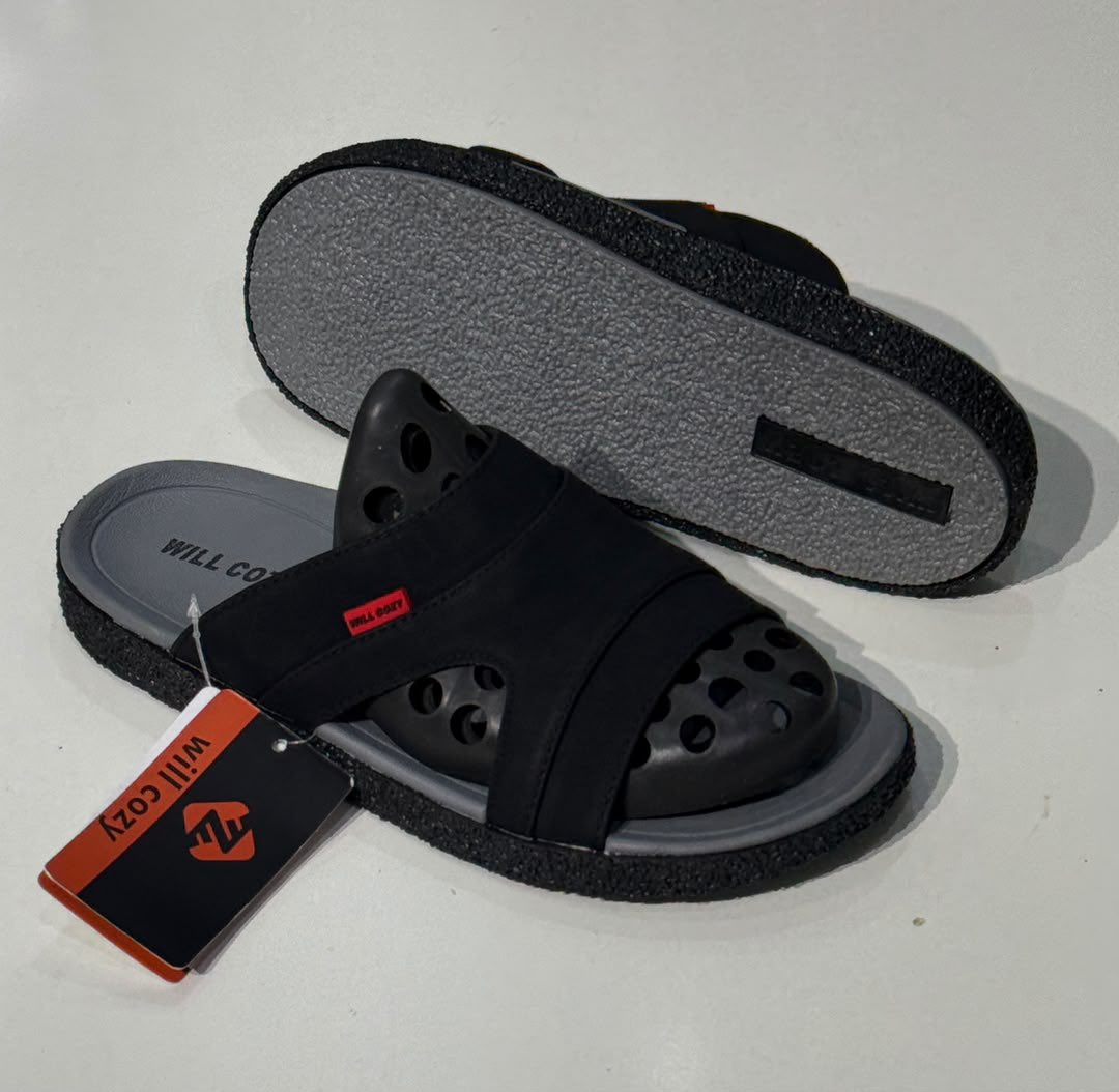 dinero_crocs's tweet photo. + will-cozy slides 🆕 

🏷️— N18,000

Location Kaduna—worldwide delivery. 
WhatsApp: 08063769764 https://t.co/0YqzX3h4lC