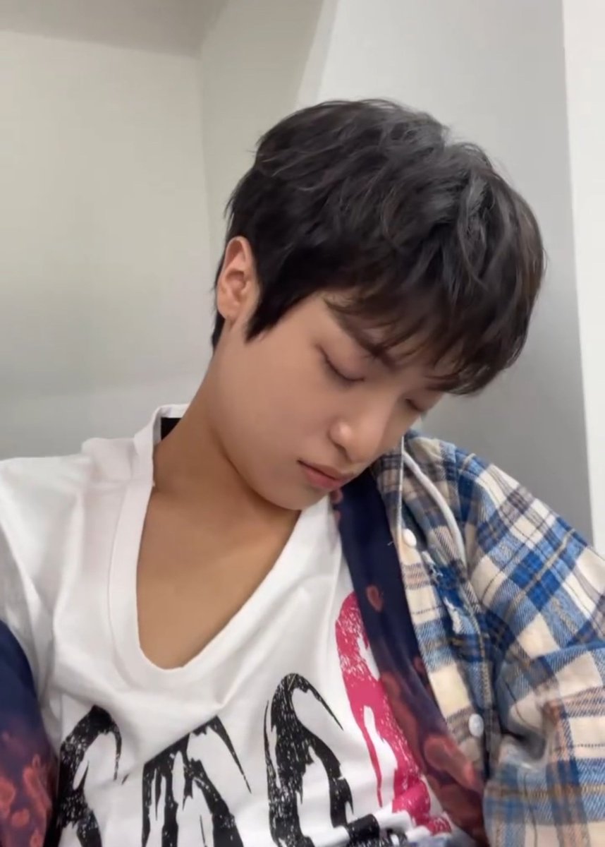 keemkuni's tweet photo. 아혈스온다 https://t.co/hxvdPAV2WM