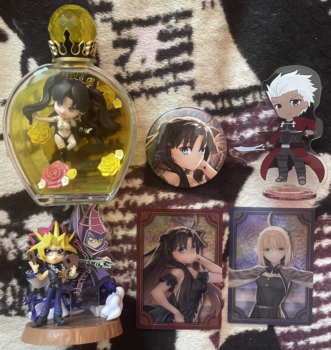 AAesthetixx's tweet photo. Omg Peak #Haul. Love #yugioh, #power, #rintohsaka and #ishtar. Ofc also dada #ArcherEmiya 🫄 https://t.co/U6D3NR6lB5