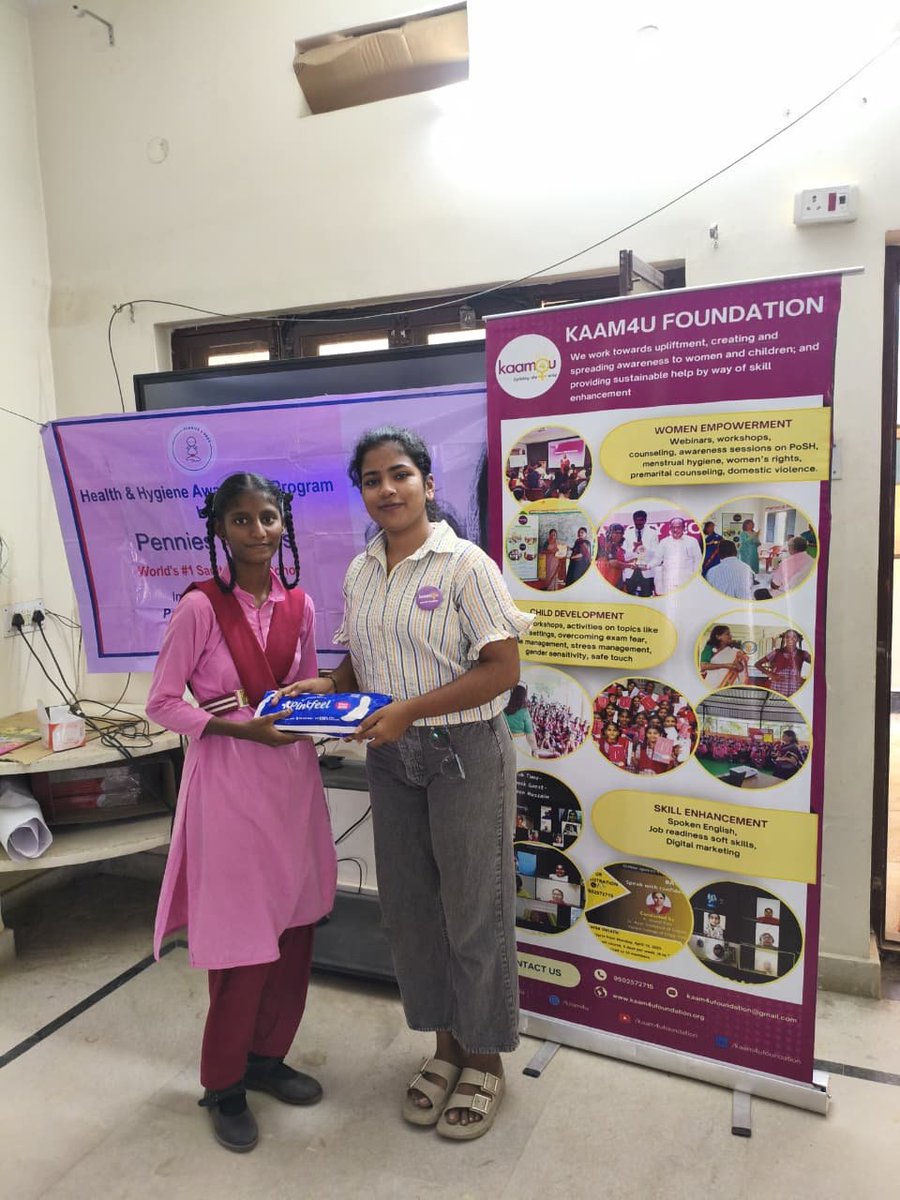 Kaam4uF's tweet photo. As part of Project Melody – Shravanti, Kaam4U Foundation held a sanitary pad donation drive at Helen Keller College for Deaf &amp; Dumb on Sept 29. ❤️

Thanks to our volunteers &amp; Pennies 4 Pads!

#Kaam4U #ProjectMelody #MenstrualHealth https://t.co/WGjAPz07UA