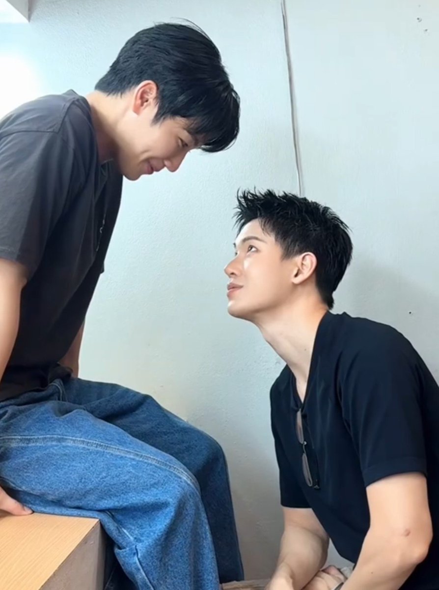 ukidll2's tweet photo. ทำไมช่วงนี้มวลแปลกๆ หรือตี๋ลองแล้วจริงๆวะ https://t.co/n8kl8CURFO