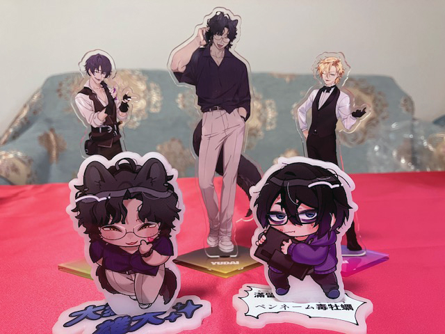 sutosyusyu's tweet photo. おとエキ、当日の頒布物が全部そろいました…！
詳細な紹介記事を書きましたのでぜひご覧になってください、アクスタもラミカも便せんも可愛いぞ…！
#おとエキ https://t.co/lmIR6Bn6s9