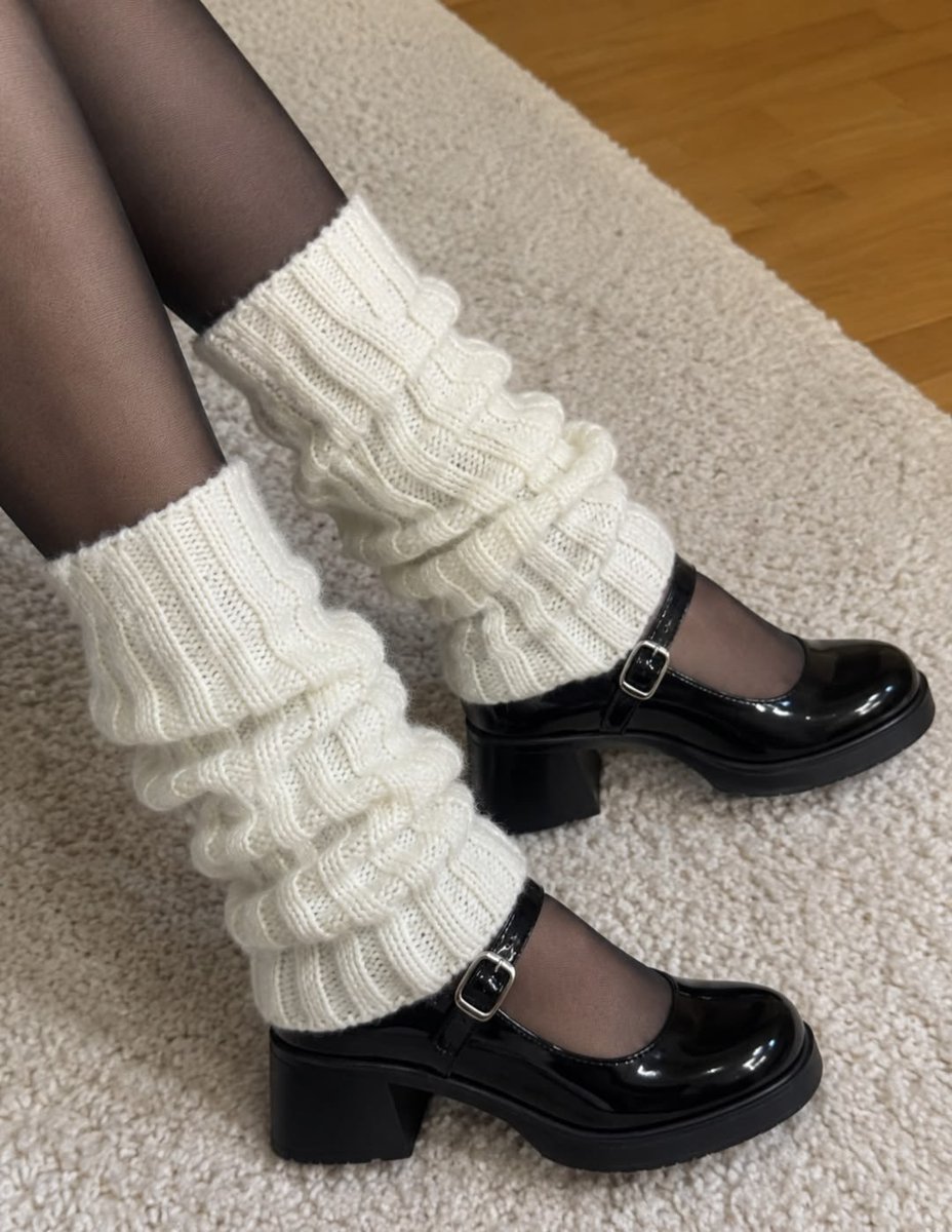 sophiaevaa_'s tweet photo. I could go anywhere with these. https://t.co/q4liVT5s2l