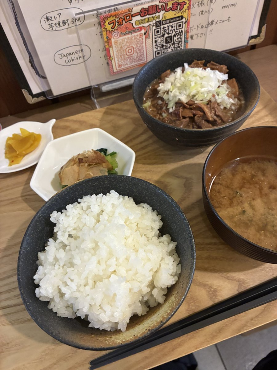 chikurindesuyo's tweet photo. お昼ご飯とおやつ。 https://t.co/vum8XEi8k0
