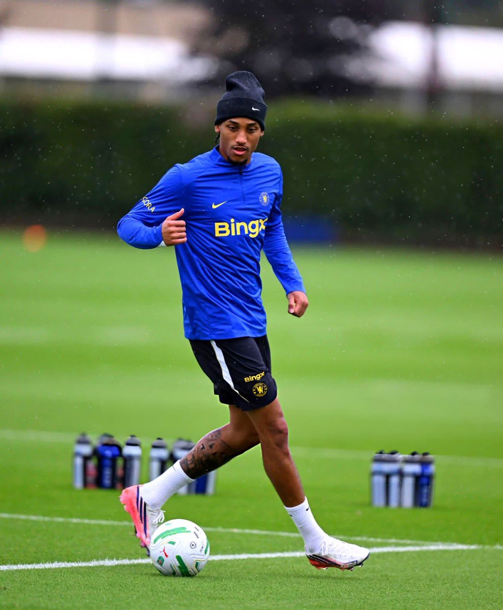 finest_che2325's tweet photo. 🚨🔵 BREAKING: Joao Pedro returned back to #Chelsea Training session on Monday the 5th of October 😍📌 https://t.co/nJuuWX6r4r