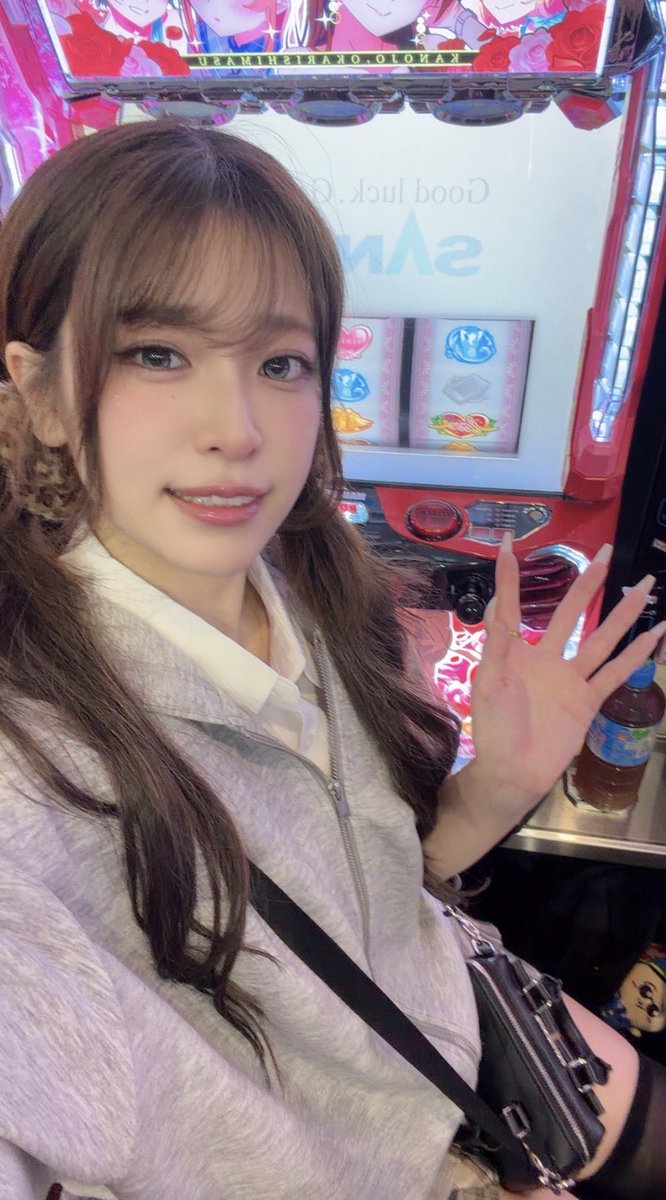 chitose_chito_'s tweet photo. YouTube配信スタート▶️
【チトセチトのパチスロ部】

#京都フォーカス 様（京都府）

本日は【彼女、お借りします】を実戦させていただきます👊💥
初めてなので調べながらになりますがよろしくお願いいたします😊

#チトセチトのパチスロ部 https://t.co/kppOOVtEjk