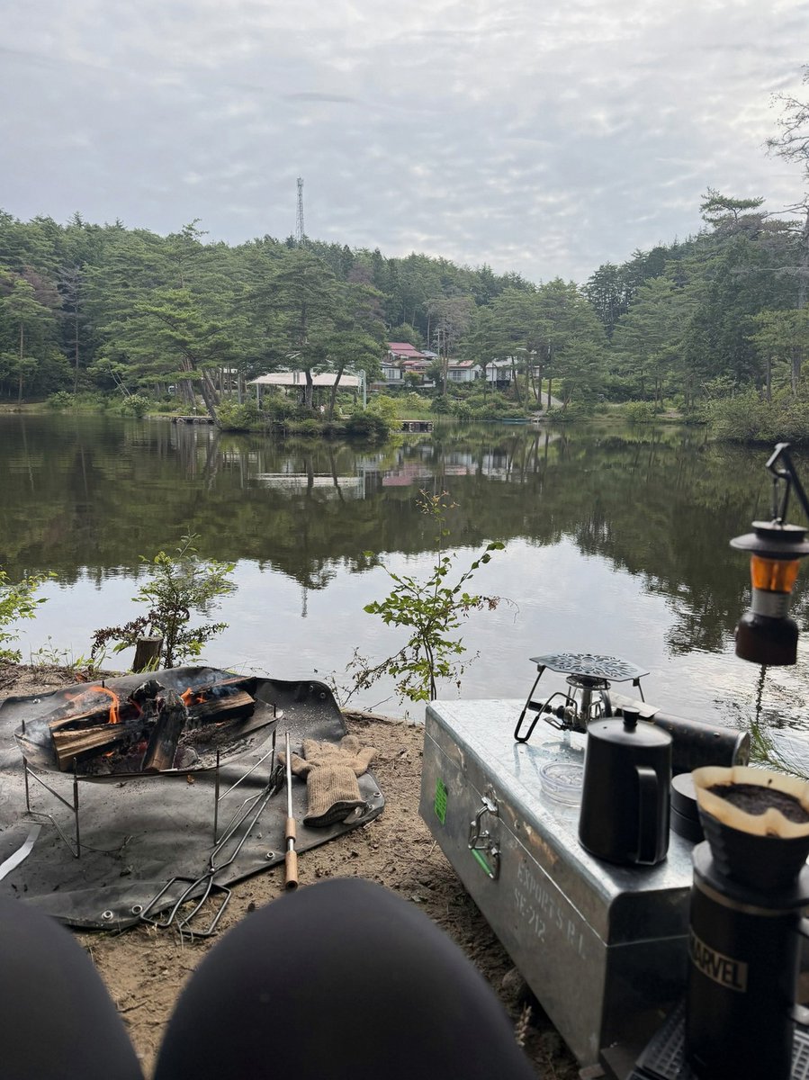 aldii8's tweet photo. 今回のファンフェスが多分最後のリアル参加になるからできるだけ色々楽しみたい
とはいえ、すべてが高くて泣きそう https://t.co/36ip4DWQFQ