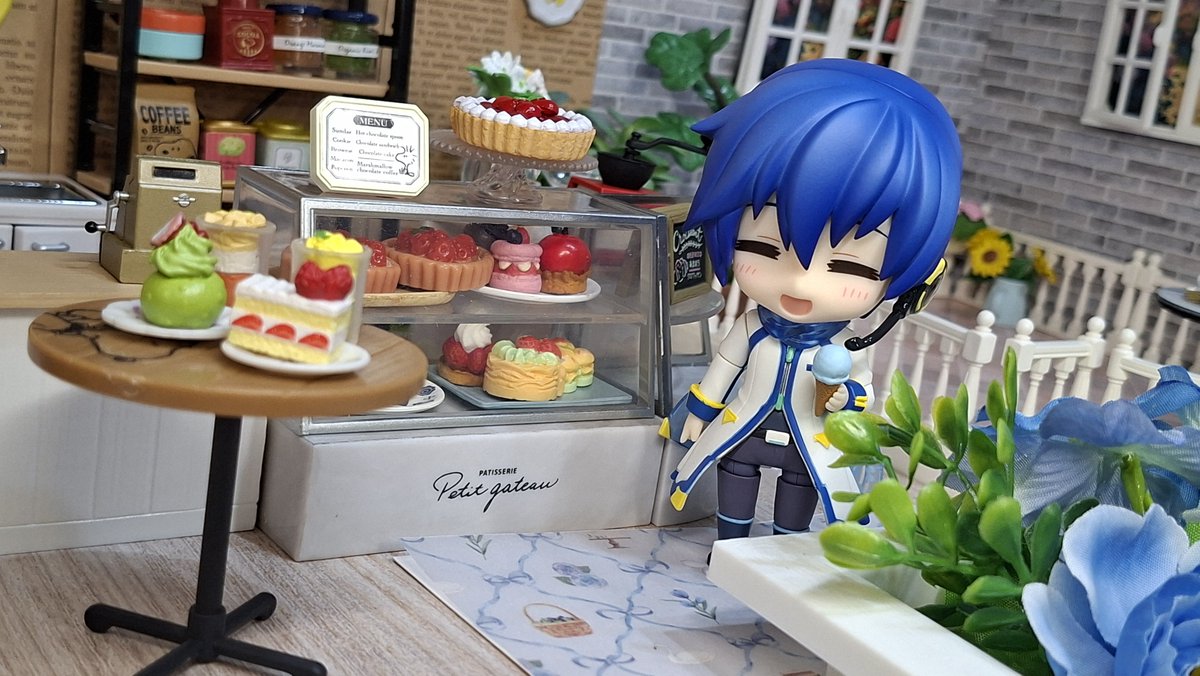 cindy82063's tweet photo. 最近有拍可愛的KAITO兄📷💙

#ねんどろいど #KAITO #初音ミク #星乃一歌 #プロセカ https://t.co/s315Ahid5R