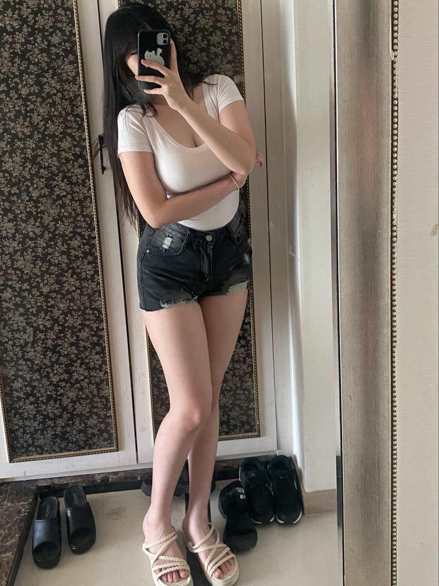 by_jin06_'s tweet photo. 여름아..☀️가지마ㅠ
#ootd https://t.co/LYLrzwwVMH