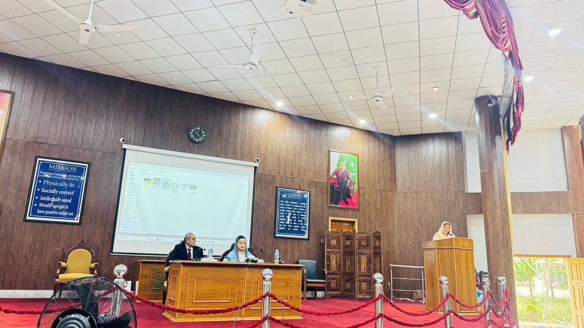Nimra_Javed_'s tweet photo. HAPPENING NOW | Seminar on Nuclear Diplomacy for Peace and Progress

The session is being moderated by Ms. Syeda Tahreem Bukhari, Associate Director Research, CISS AJK.
#CISSAJK #Seminar #NuclearDiplomacy #IAEA #PeacefulUsesOfNuclearTechnology https://t.co/SHmNfFltFm