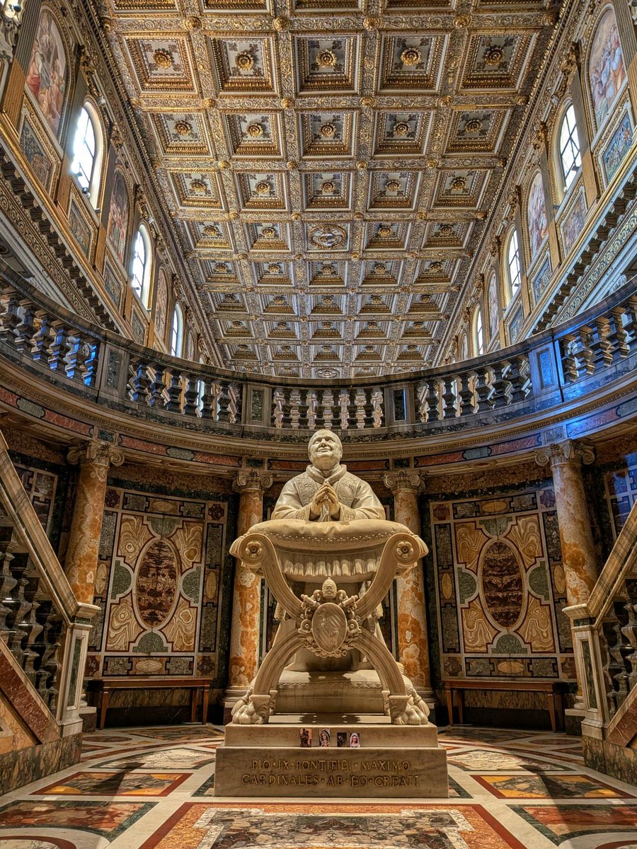 bymortalhand's tweet photo. The Papal Basilica of Santa Maria Maggiore is the largest and most important church in Rome dedicated to the Virgin Mary https://t.co/rNKYrYdvtn