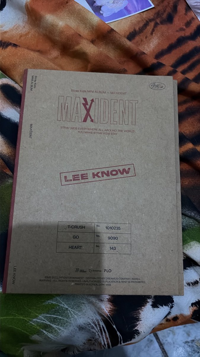 Linoyaatuan's tweet photo. WTS Album straykids Take all 1.5 Aja bisa oren. Semua masih full set beserta poster dan isi isinya kalo mau langsung dm aku ya. Bantu repost ya stay thankyou💕🙏🏻 https://t.co/9YpAekDrbG