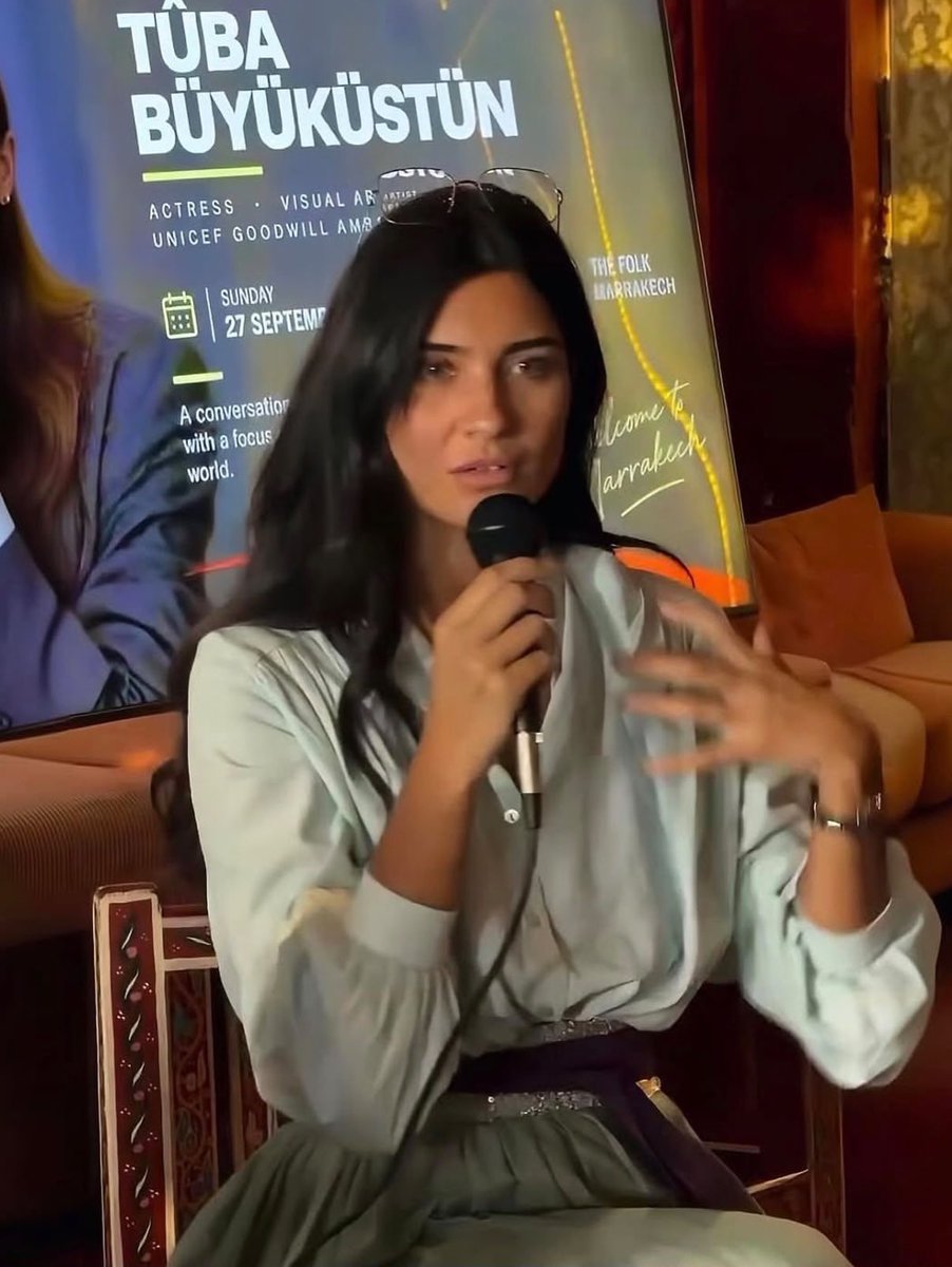 Y_Eliza13's tweet photo. Lo increíble que debe de haber sido estar ahí presente y conocer cada una de sus vivencias y aprendizajes 🩵✨ #TubaBüyüküstün #MARRAKECHsFF #MARRAKECHsFF2026 https://t.co/fSVtvbr9pT